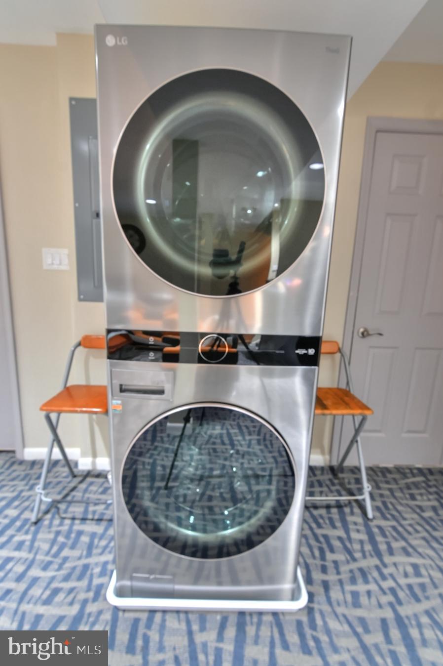 PLEASANT VALLEY - Residential Lease