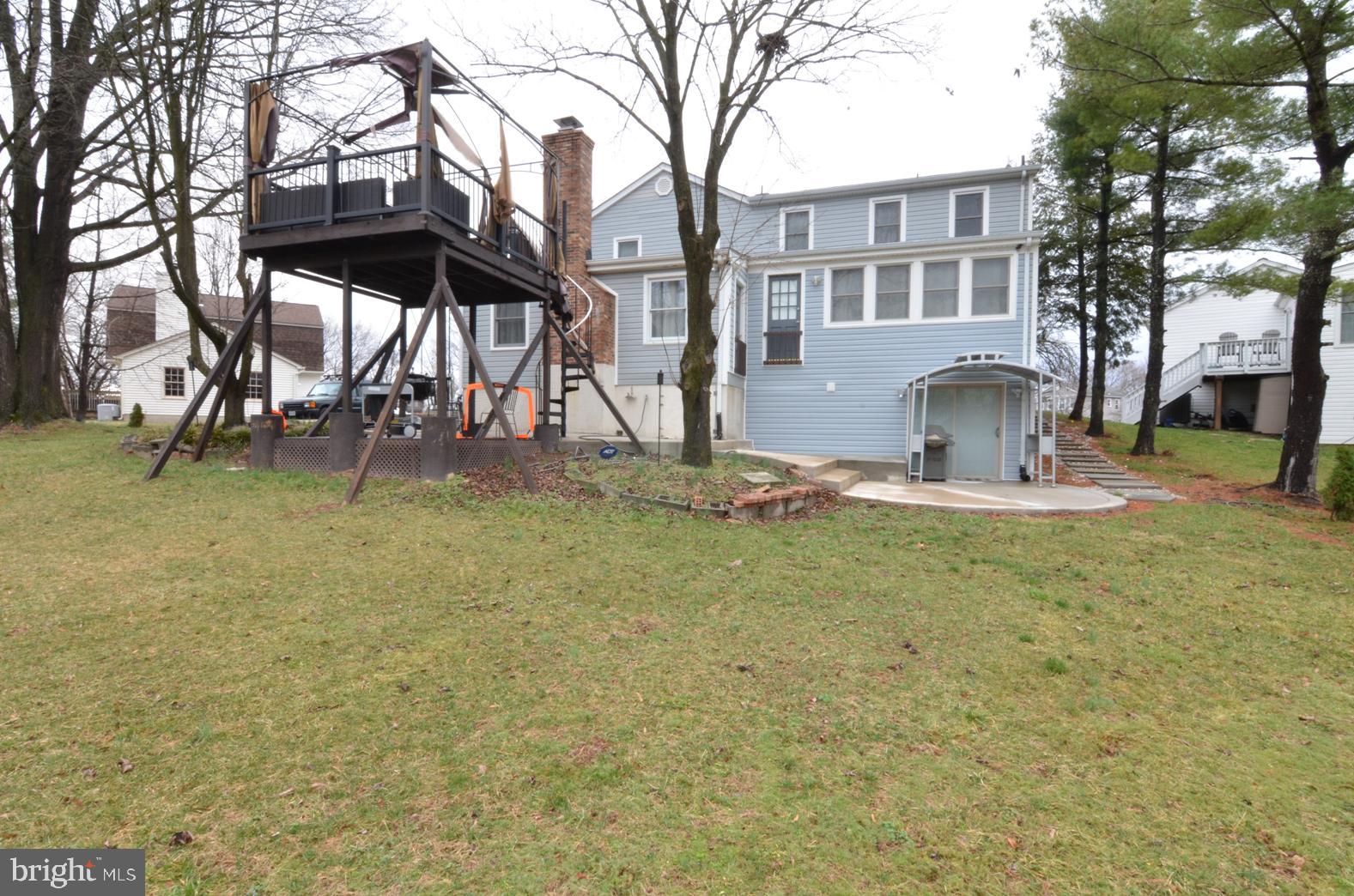 PLEASANT VALLEY - Residential Lease