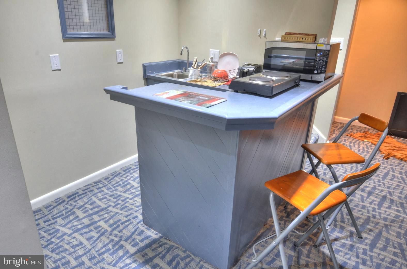 PLEASANT VALLEY - Residential Lease