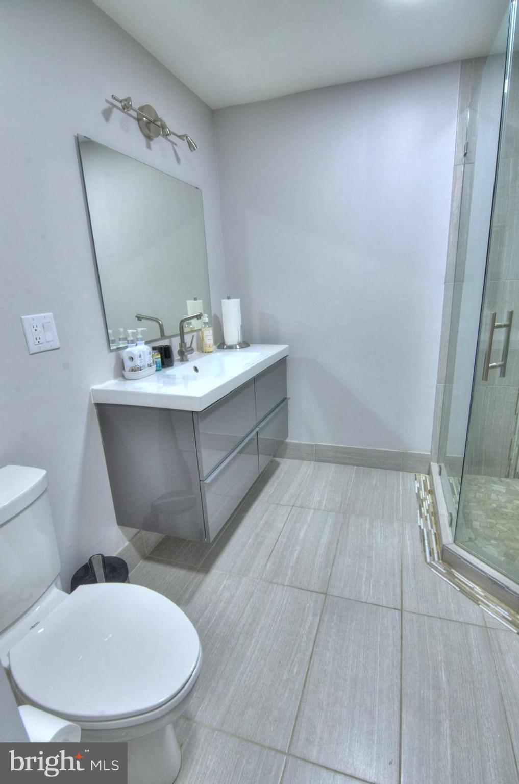 PLEASANT VALLEY - Residential Lease