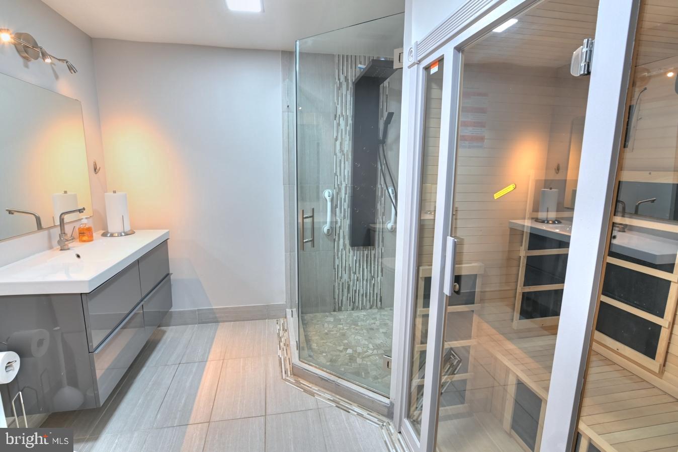 PLEASANT VALLEY - Residential Lease