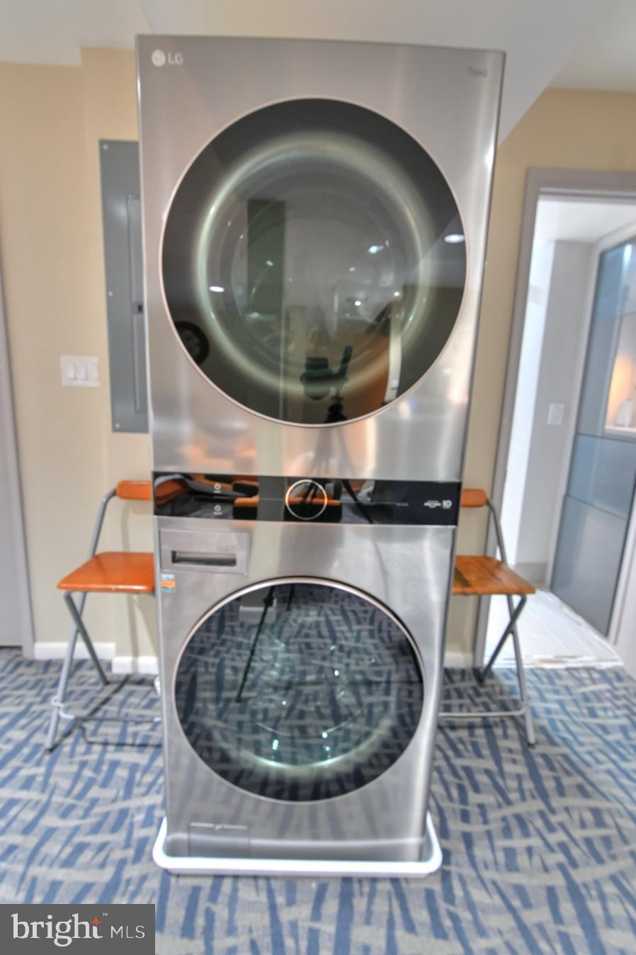 PLEASANT VALLEY - Residential Lease