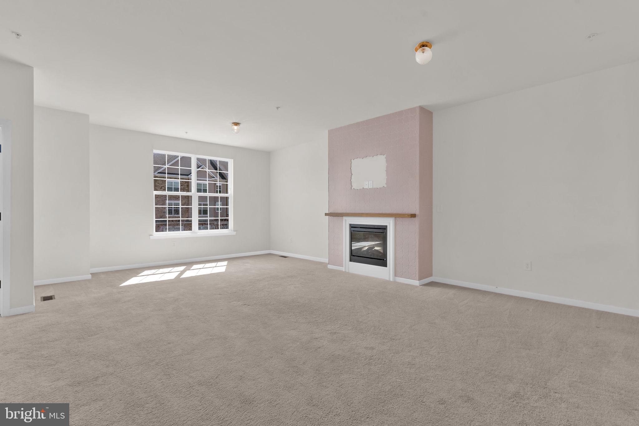 PRINCE FREDERICK CROSSING - Residential