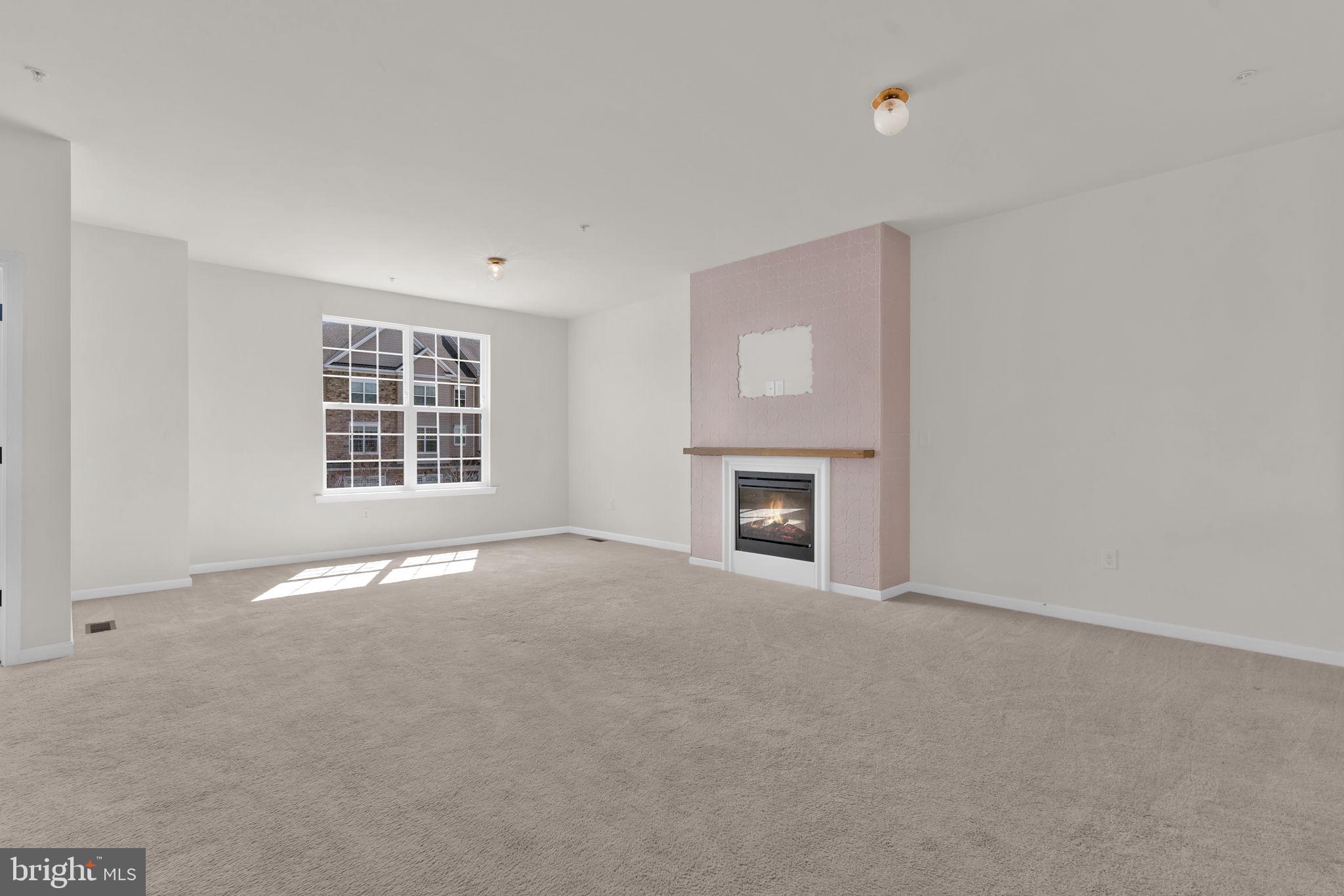 PRINCE FREDERICK CROSSING - Residential