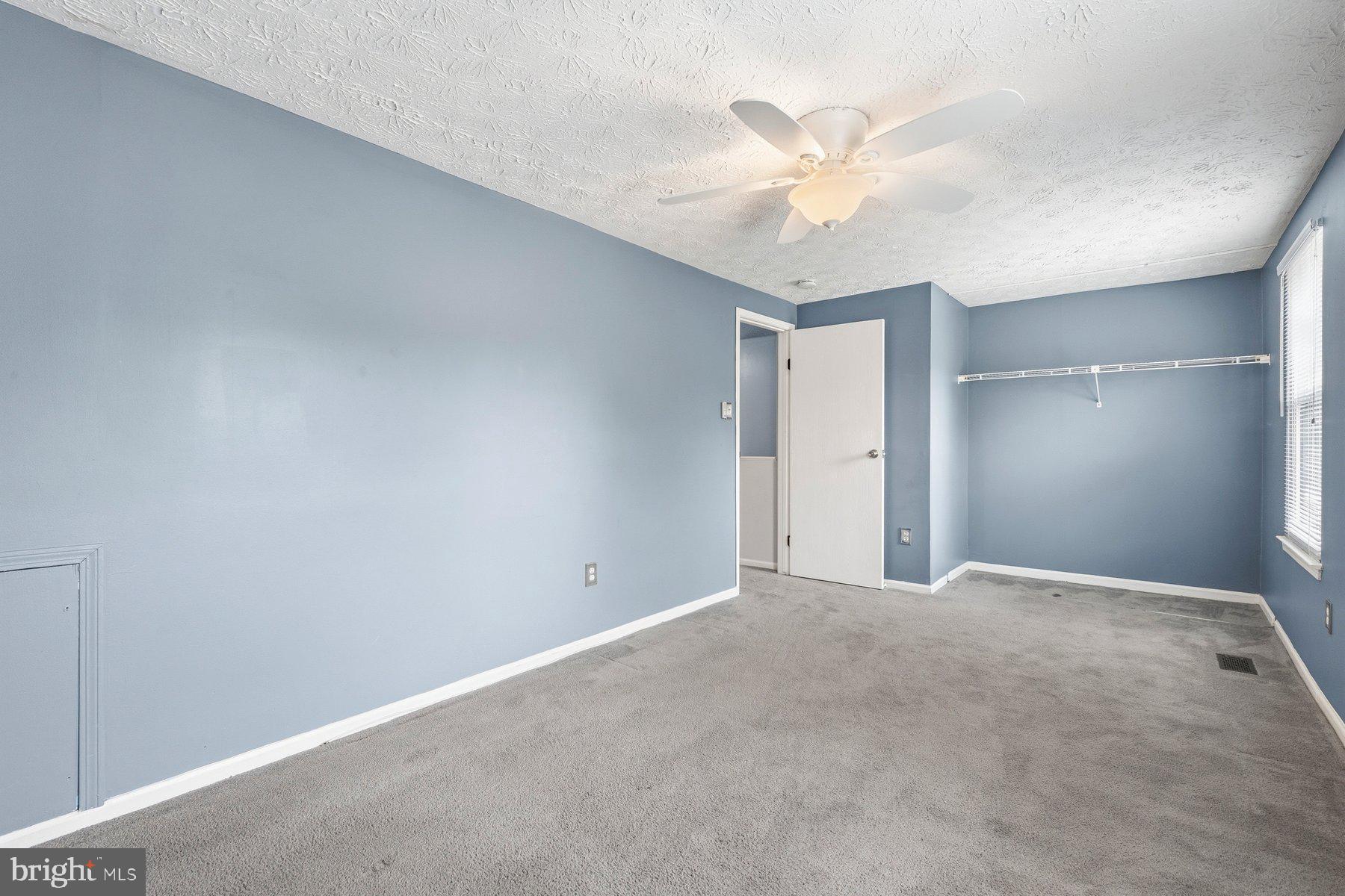 ALLEN POND - Residential