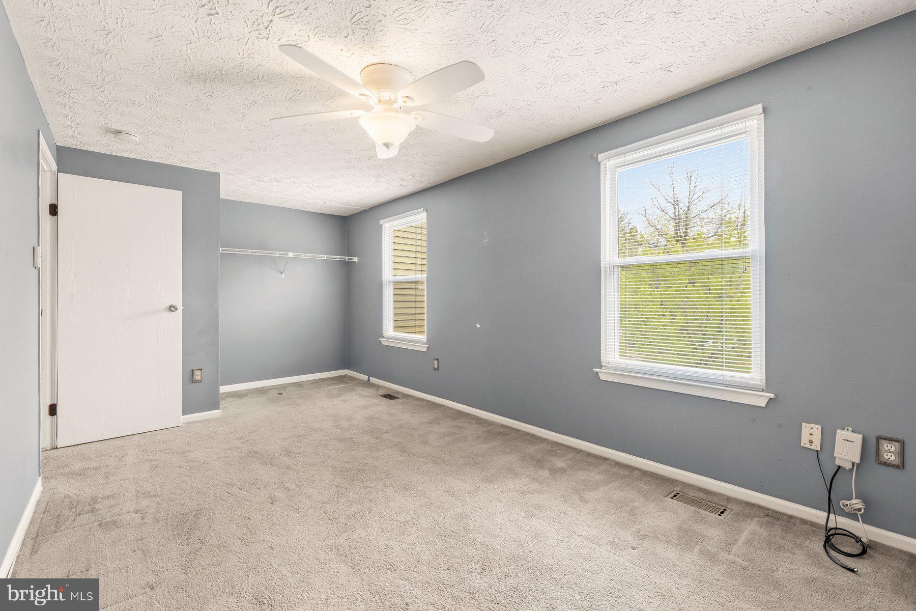 ALLEN POND - Residential