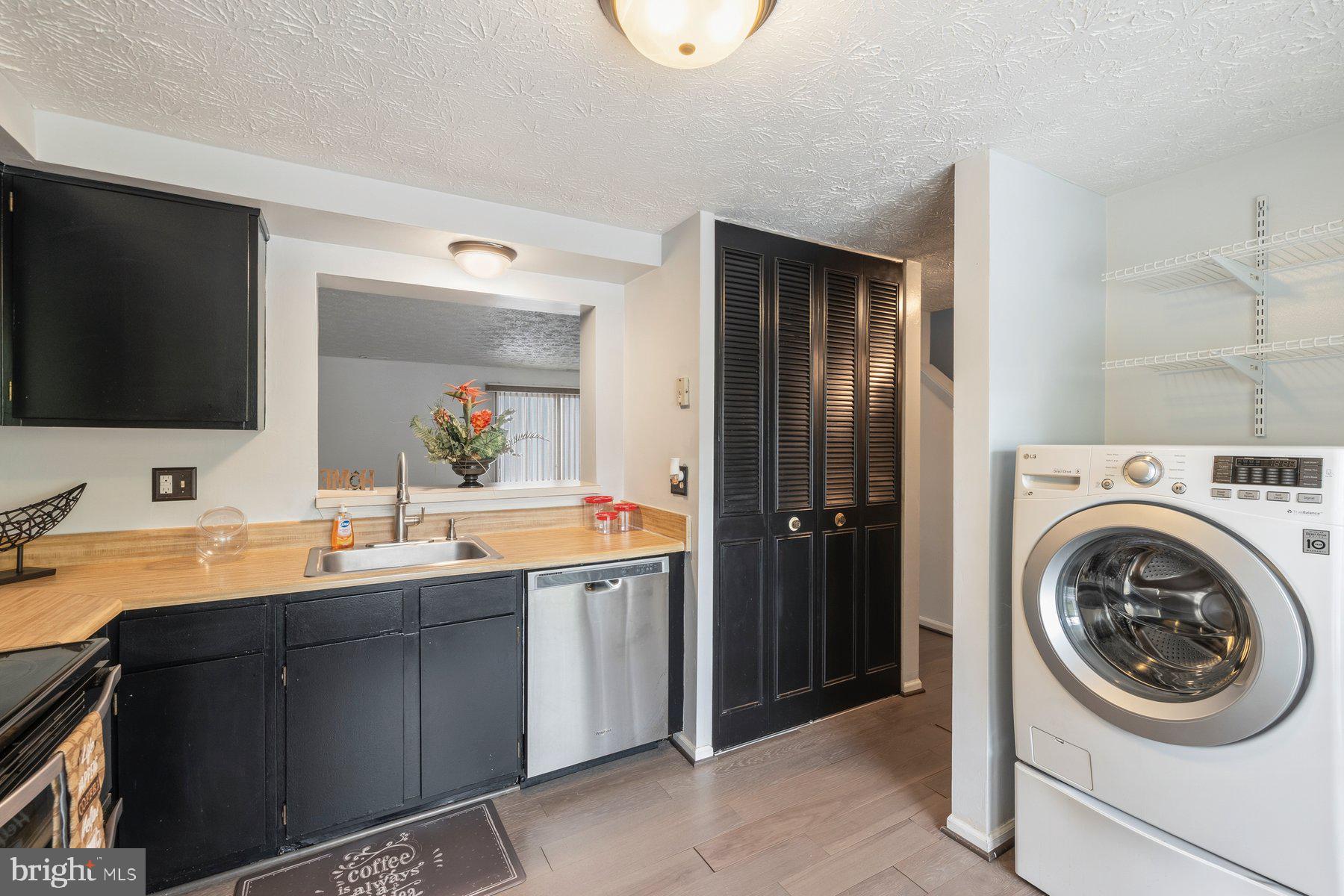 ALLEN POND - Residential