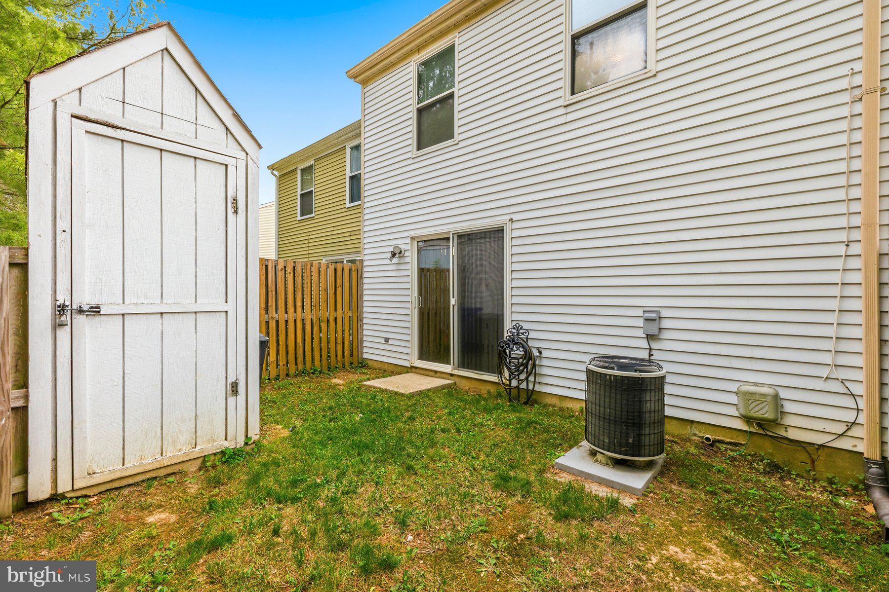 ALLEN POND - Residential