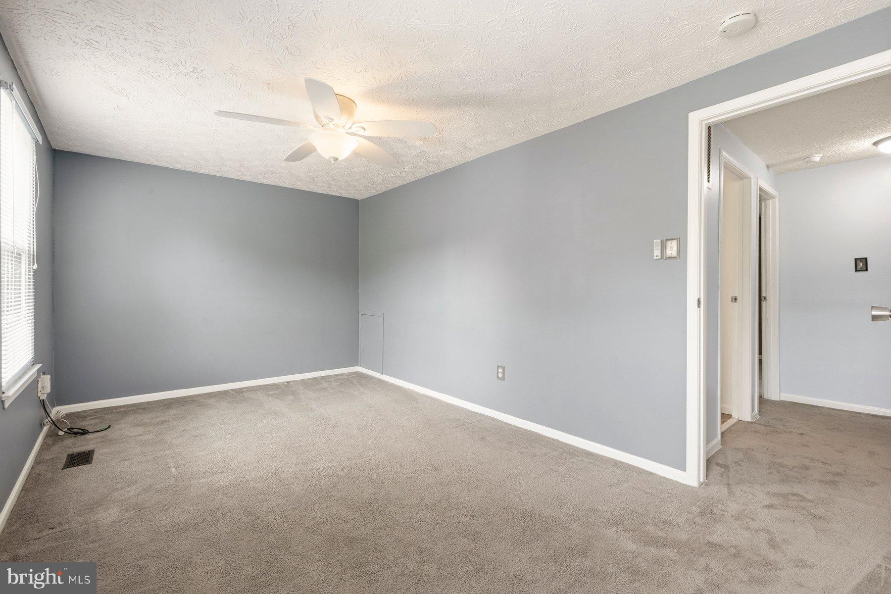 ALLEN POND - Residential