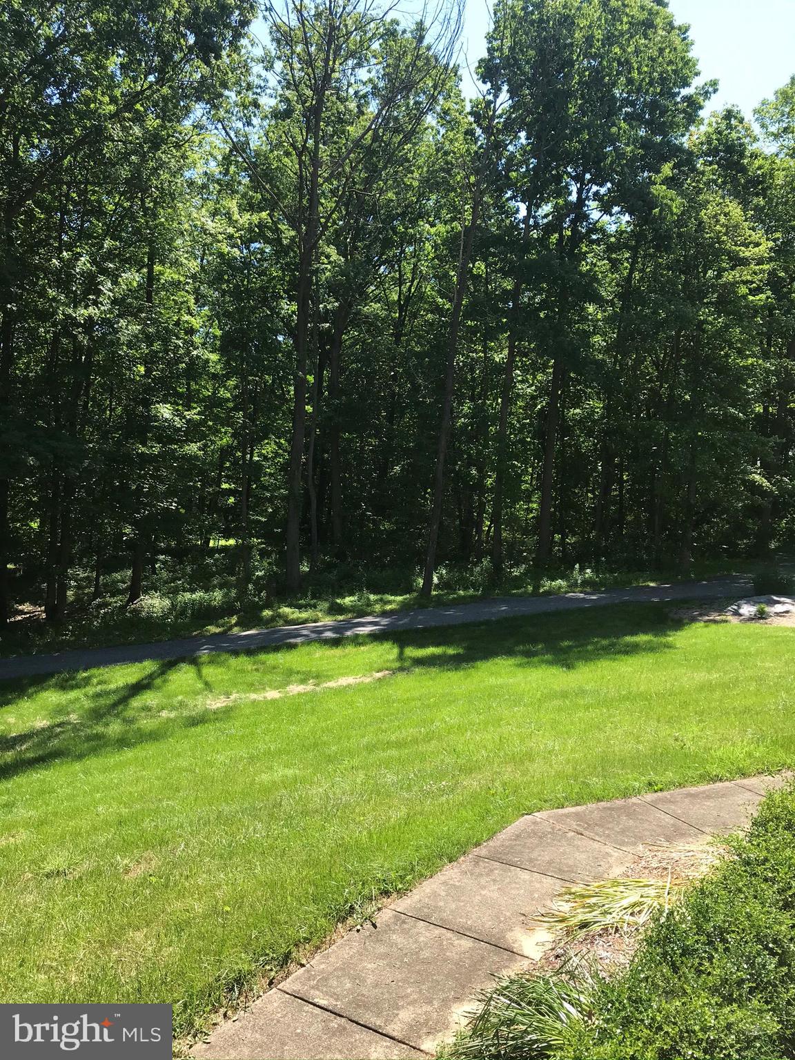 WHITE HALL - Residential