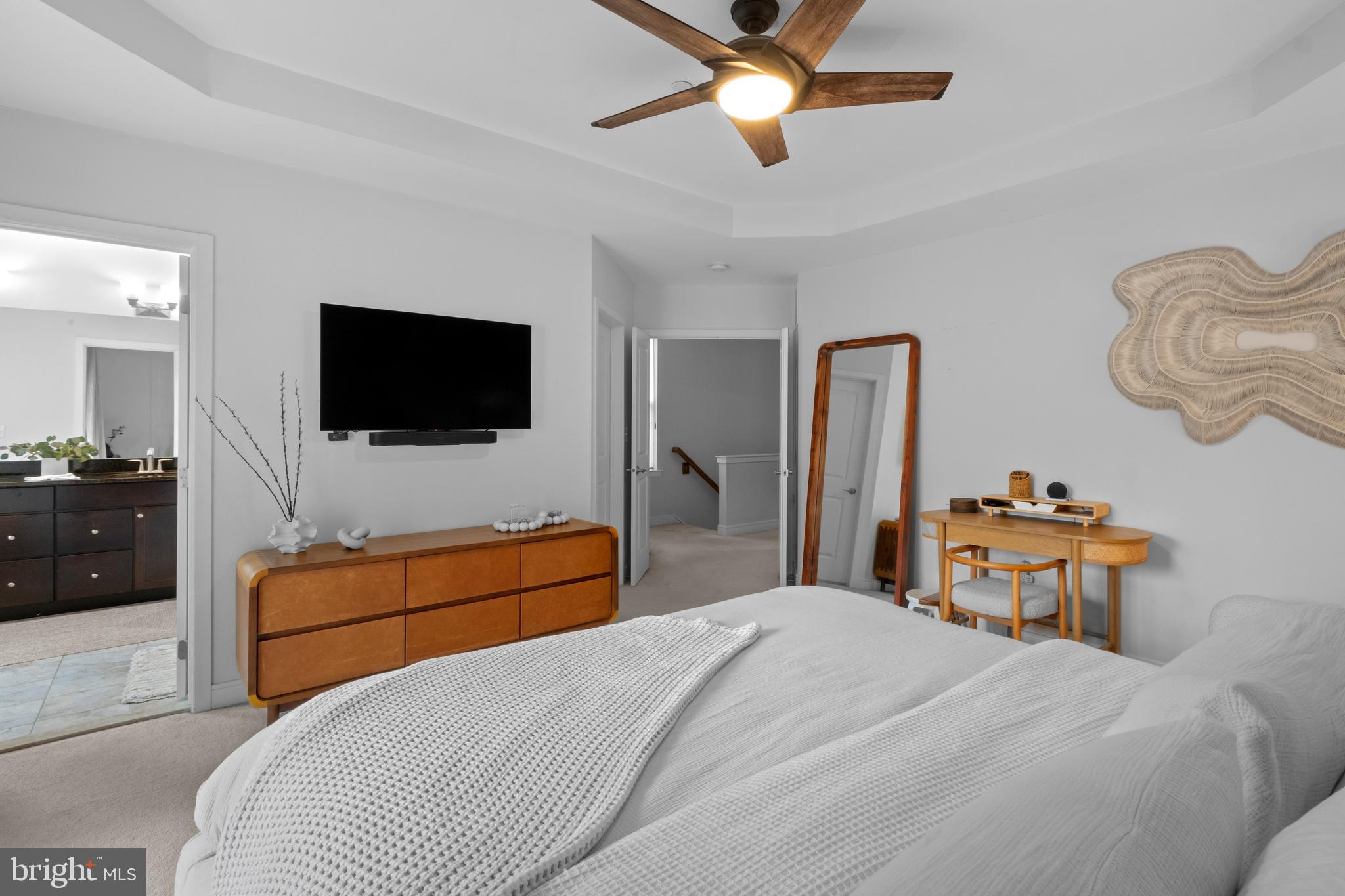 2400 SOUTH - Residential