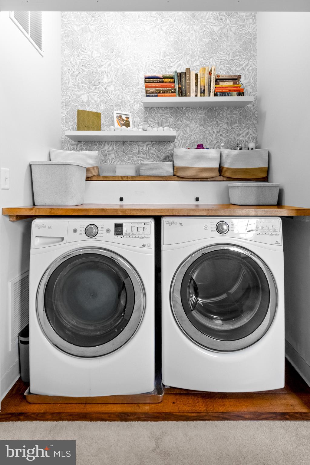 2400 SOUTH - Residential