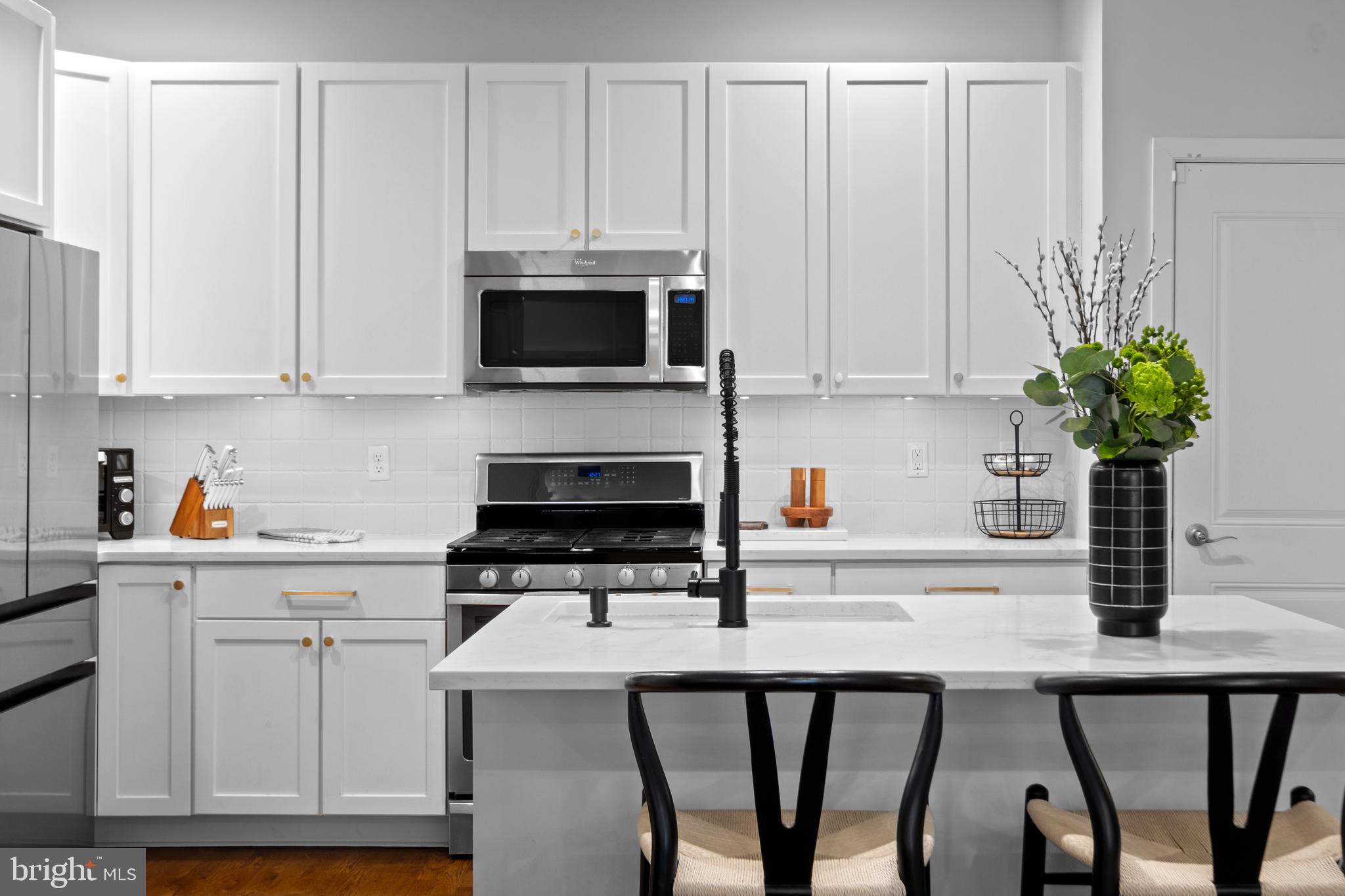 2400 SOUTH - Residential