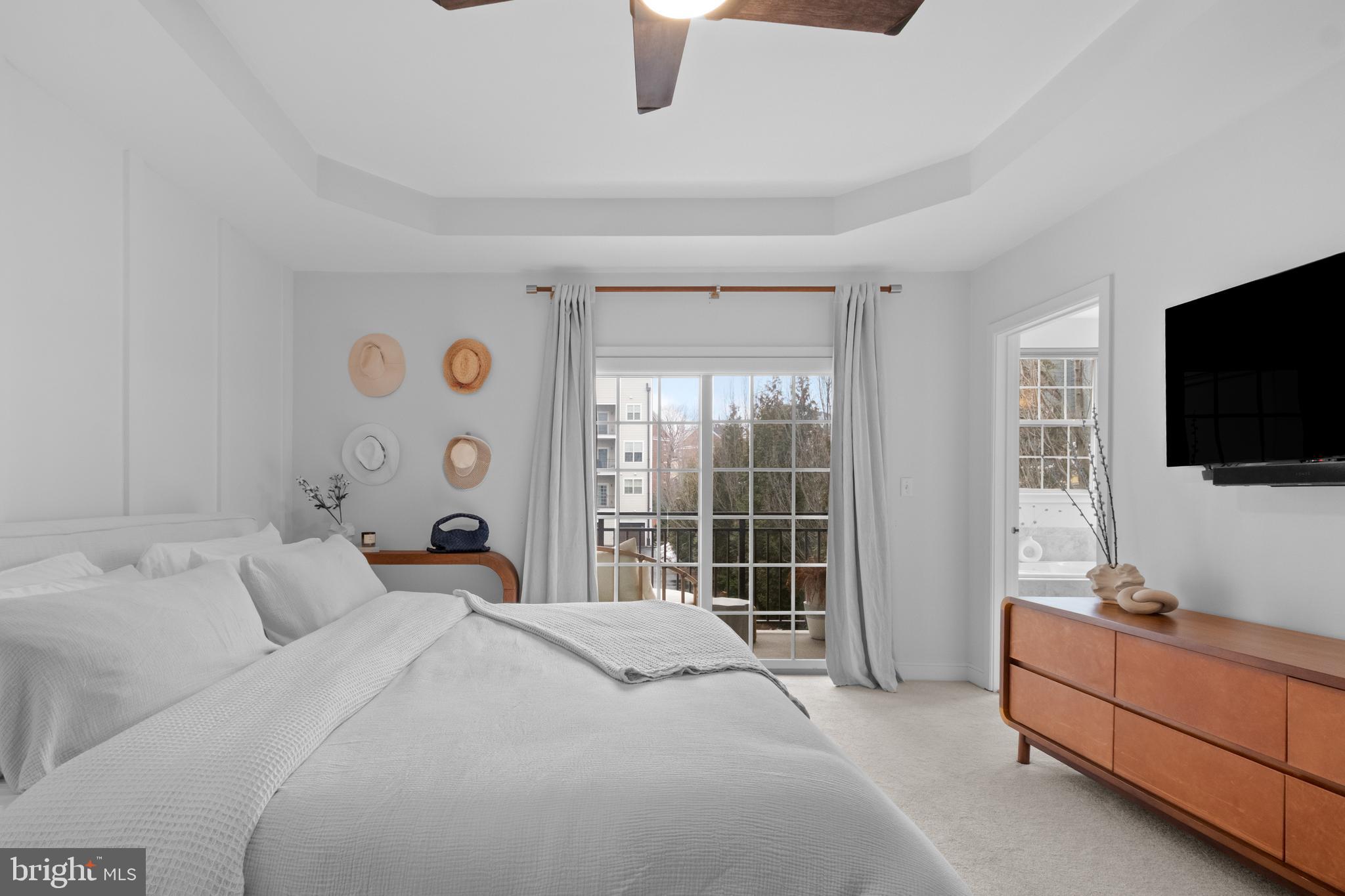 2400 SOUTH - Residential