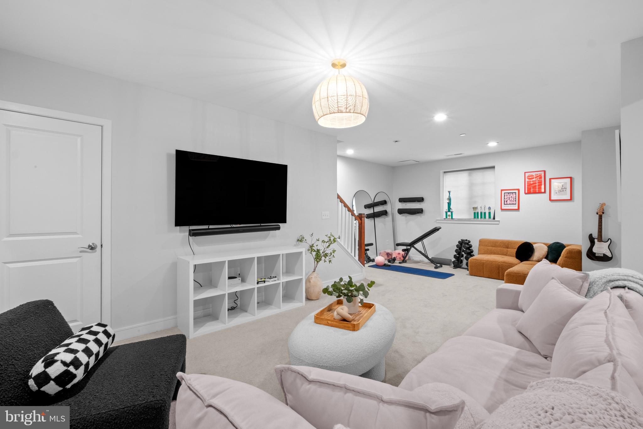 2400 SOUTH - Residential