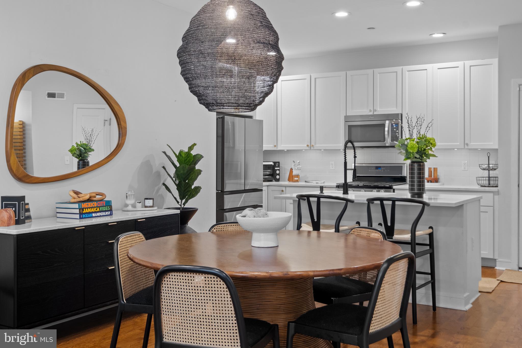 2400 SOUTH - Residential