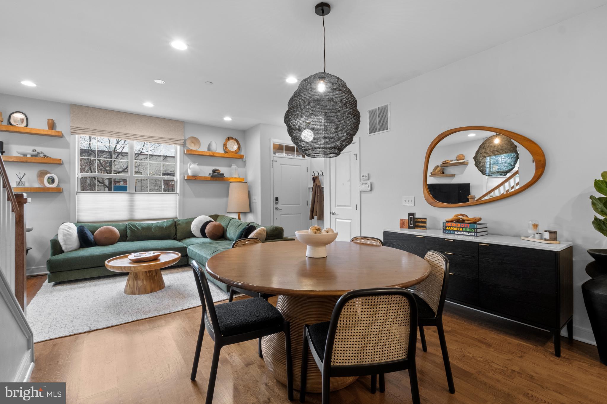 2400 SOUTH - Residential