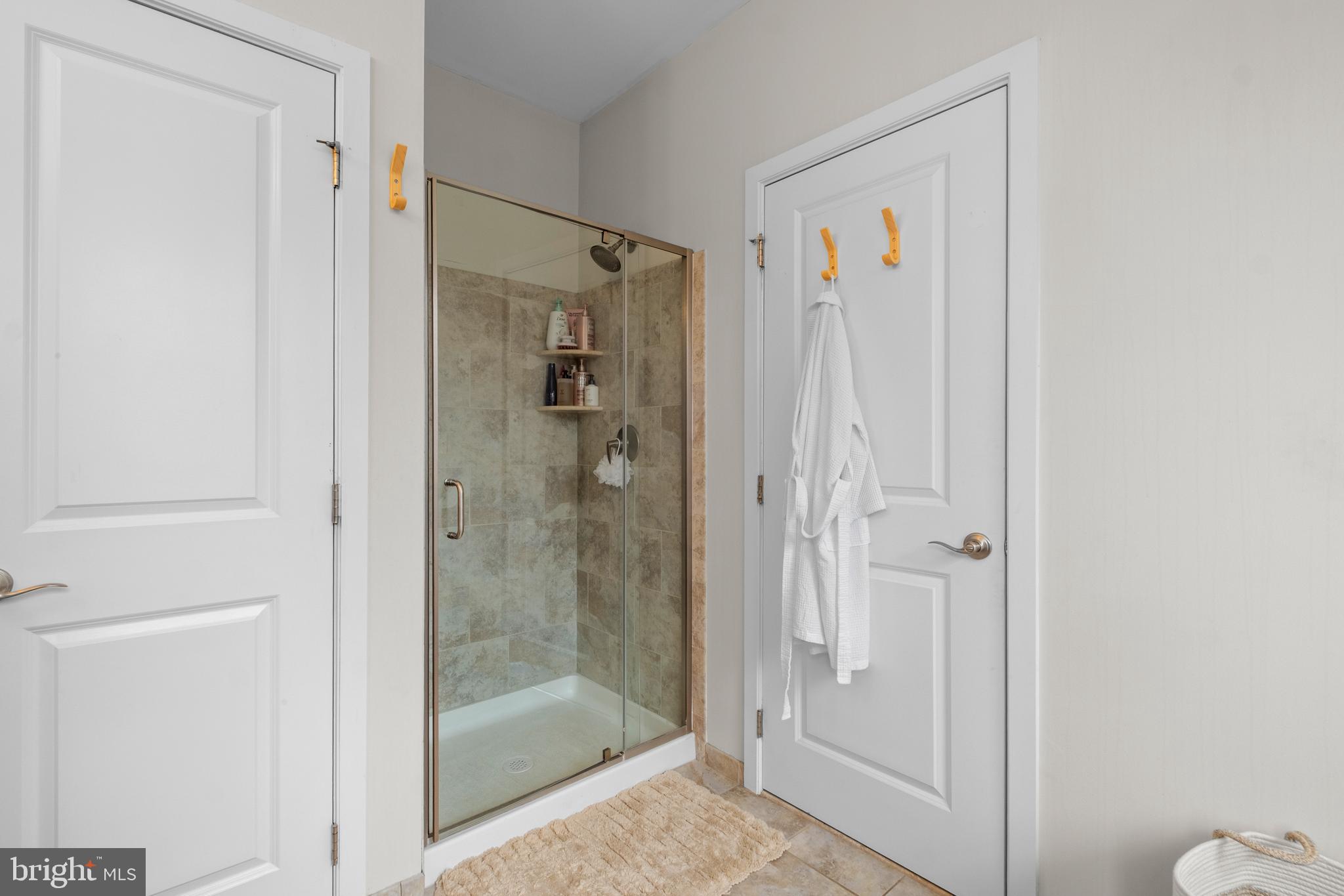 2400 SOUTH - Residential