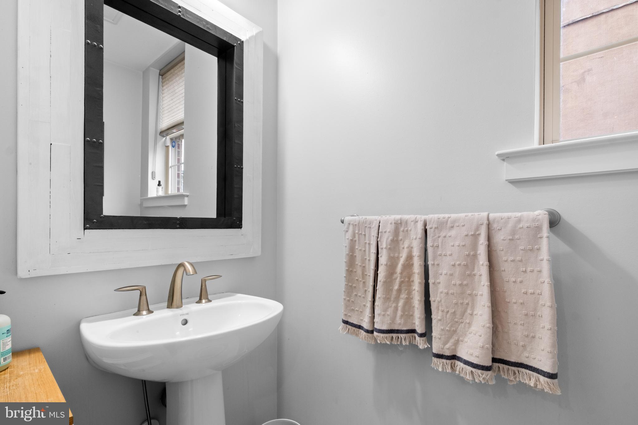 2400 SOUTH - Residential