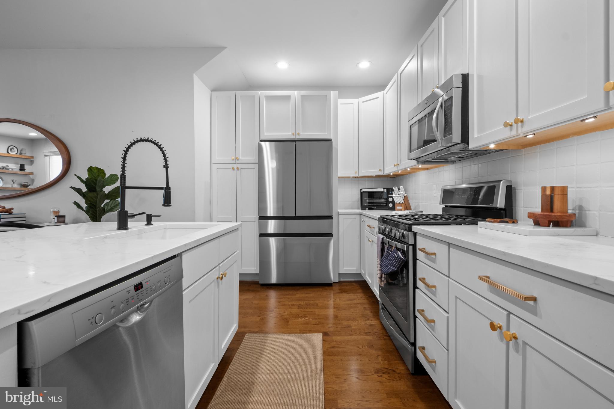 2400 SOUTH - Residential