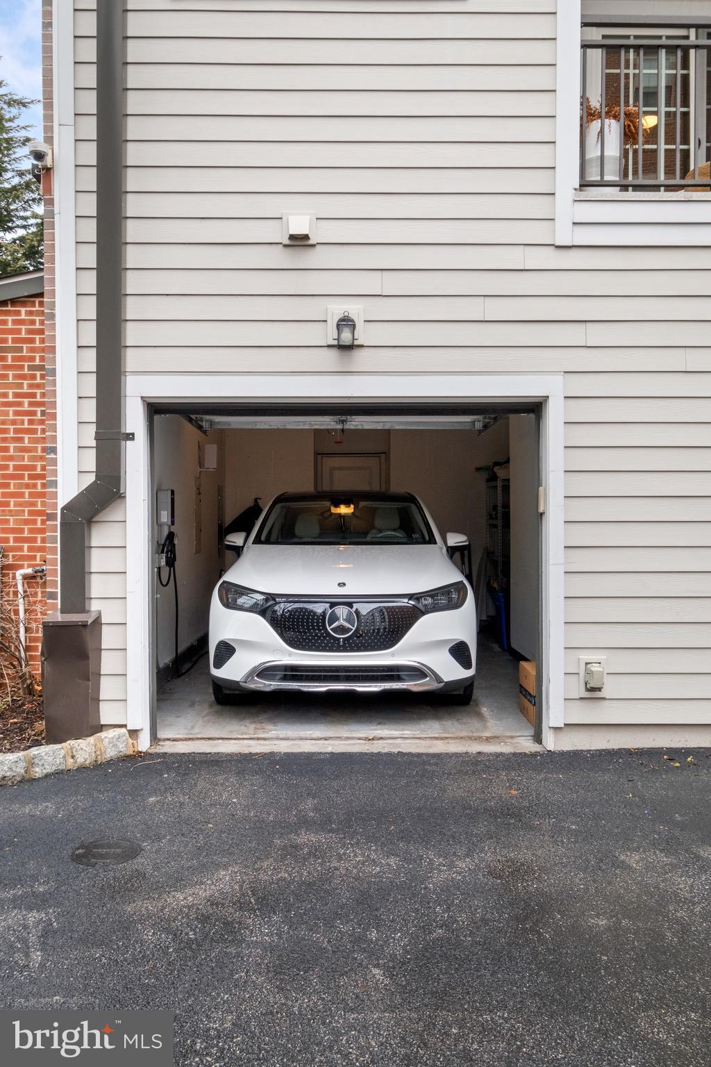 2400 SOUTH - Residential