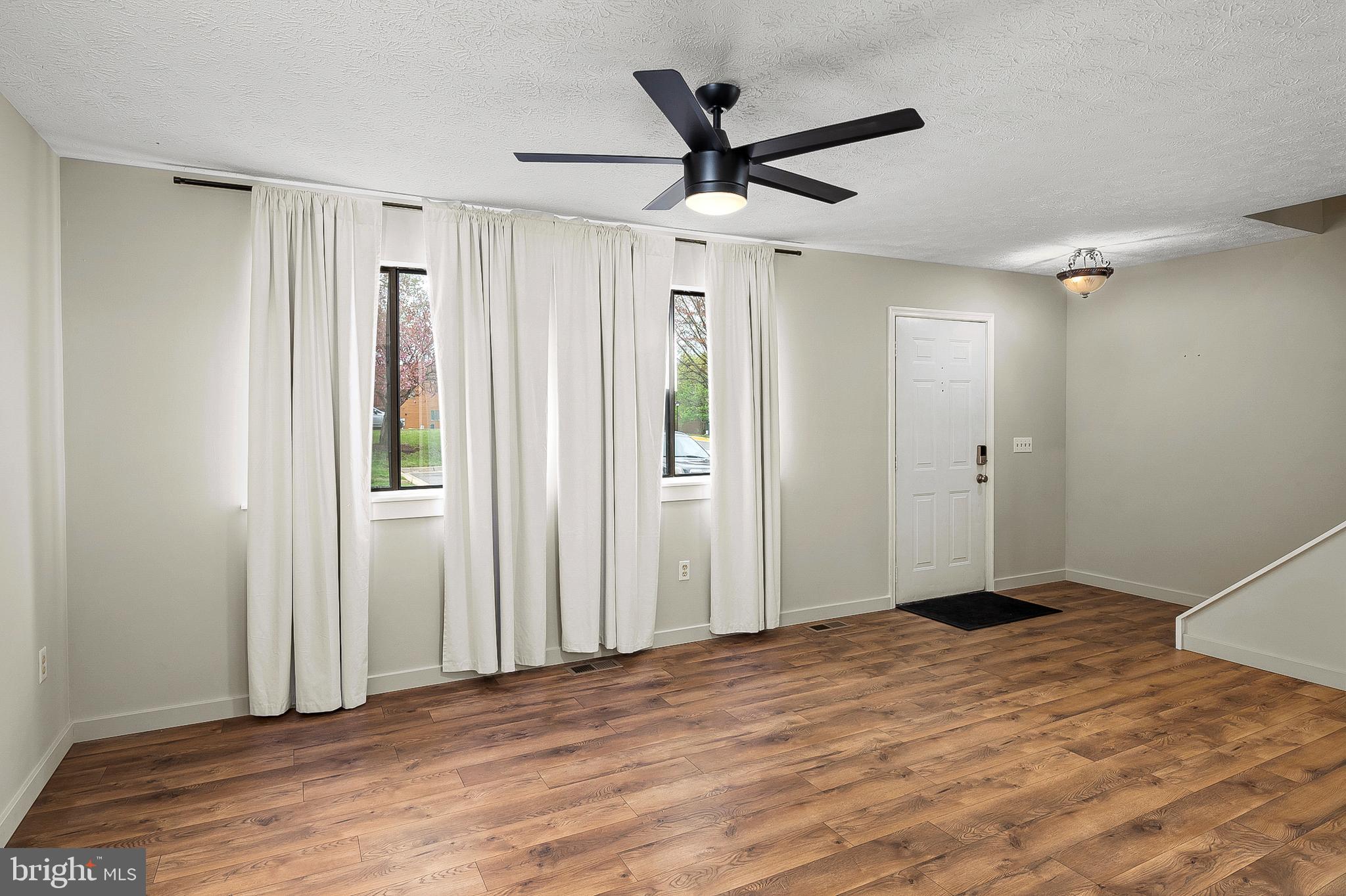 WALNUT RIDGE - Residential