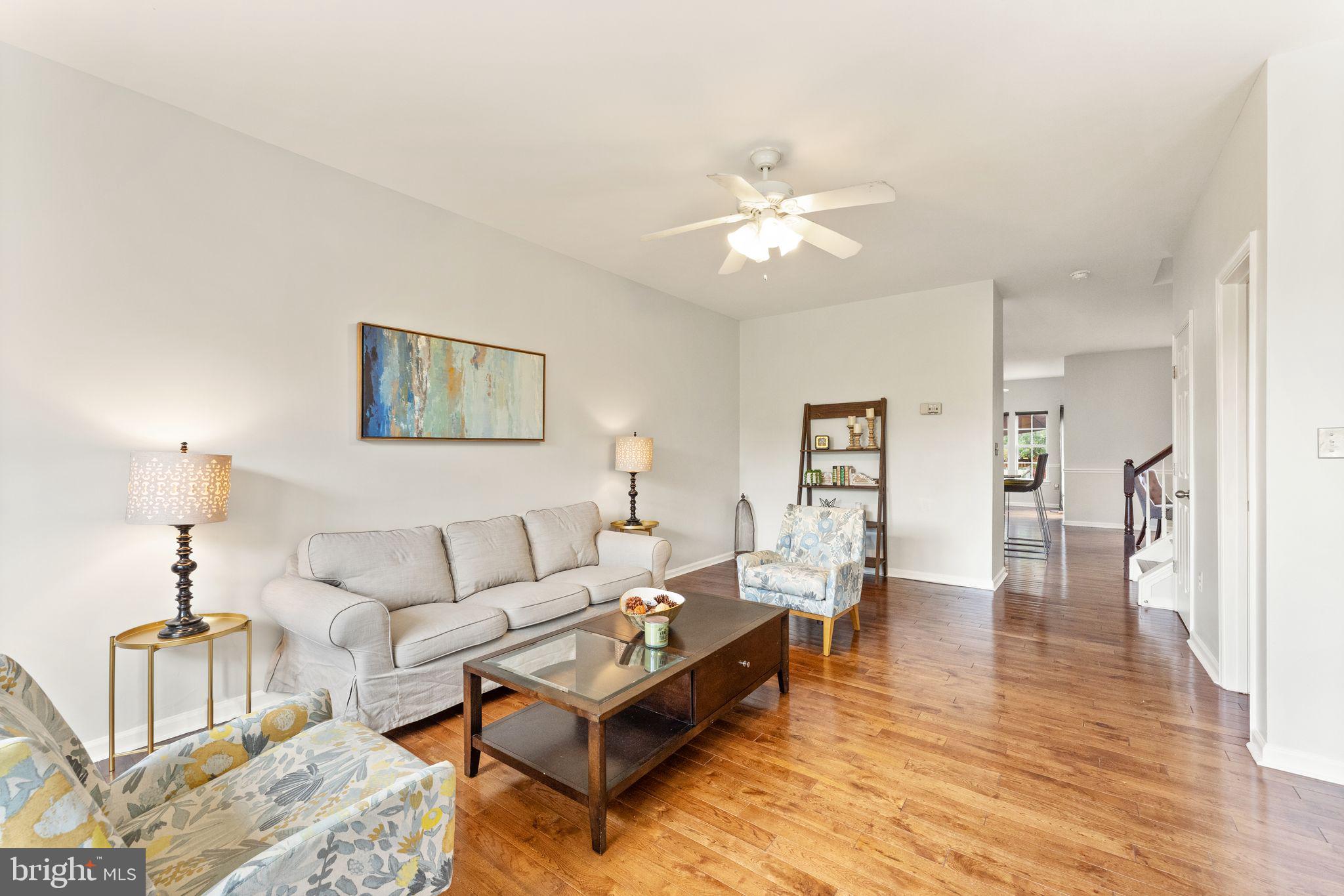 ASHBURN VILLAGE - Residential