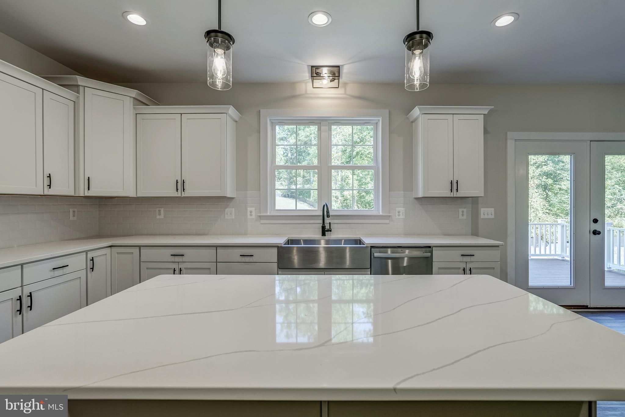 ELK CREEK LANDING - Residential