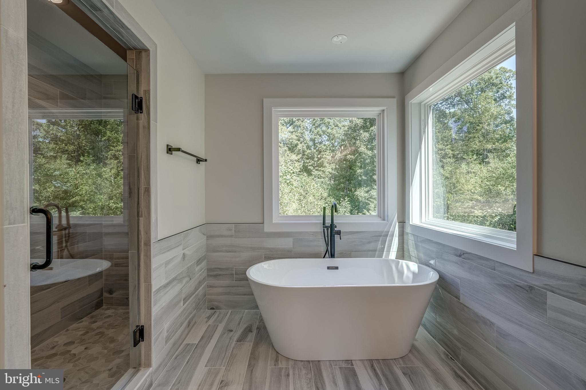 ELK CREEK LANDING - Residential