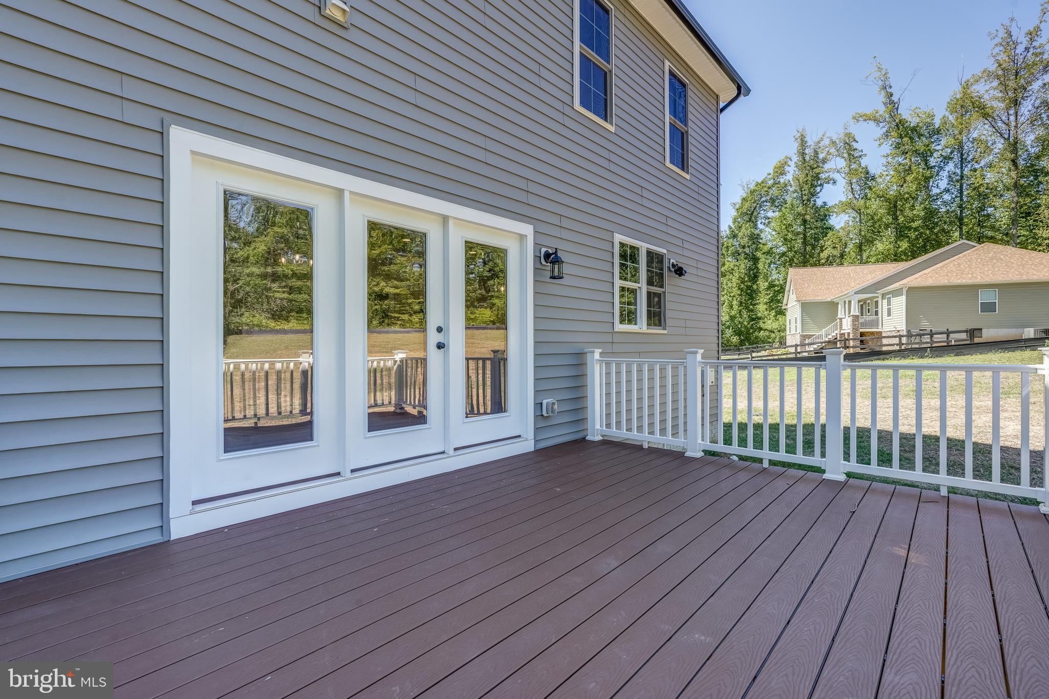 ELK CREEK LANDING - Residential