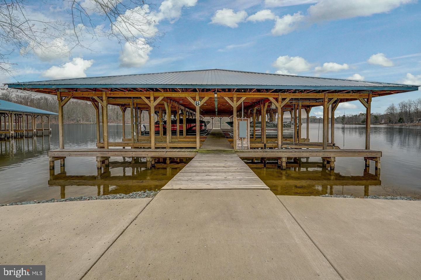 ELK CREEK LANDING - Residential