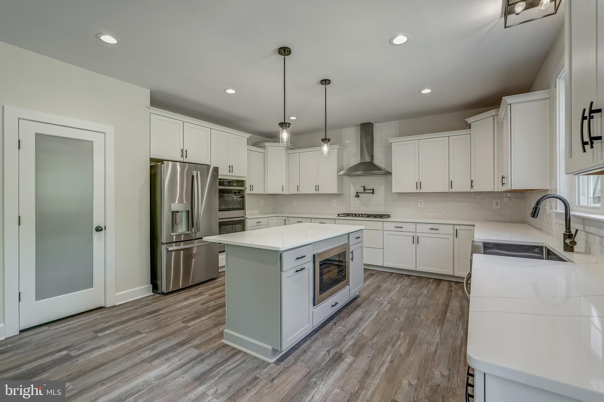 ELK CREEK LANDING - Residential