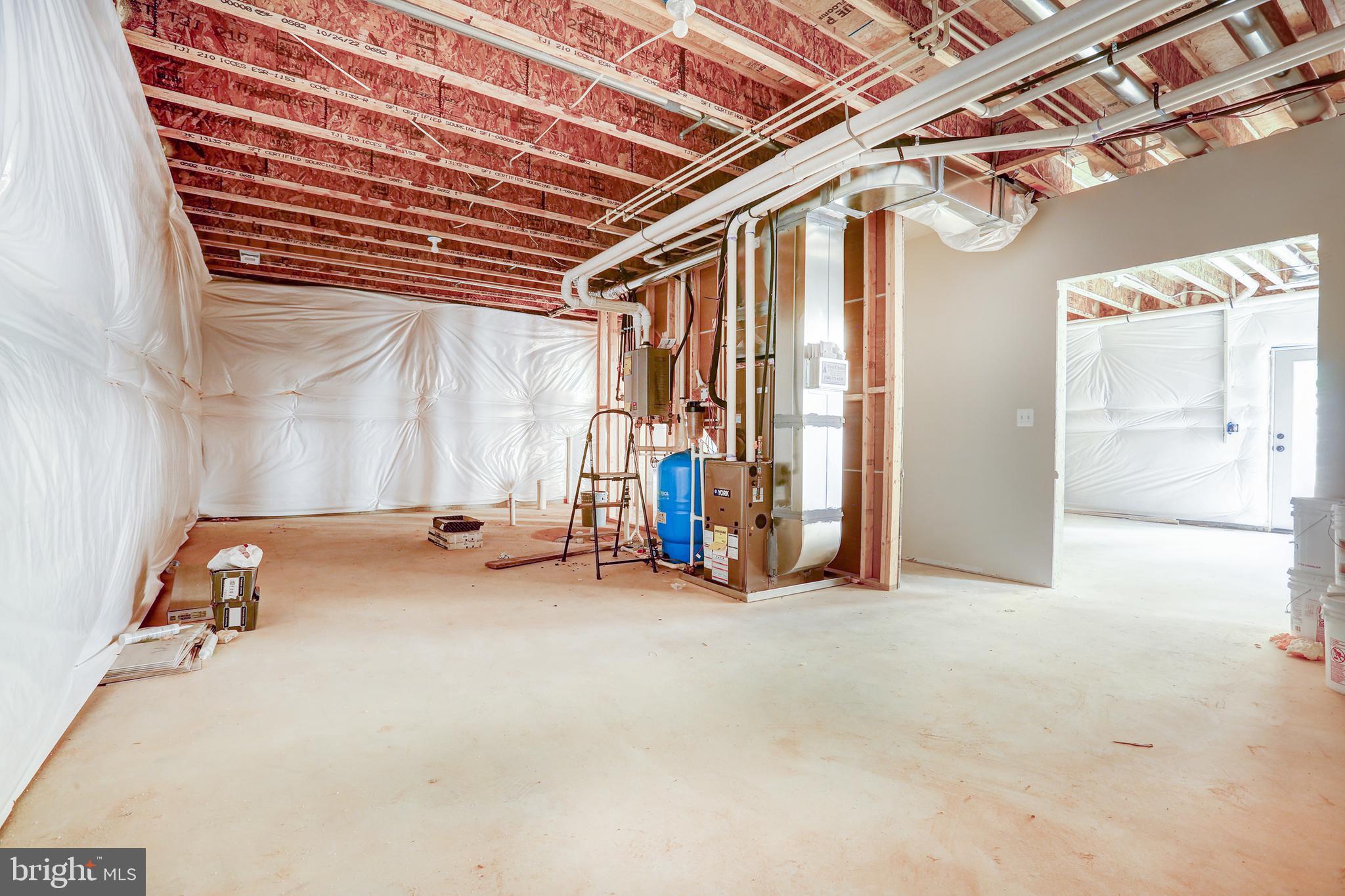 ELK CREEK LANDING - Residential