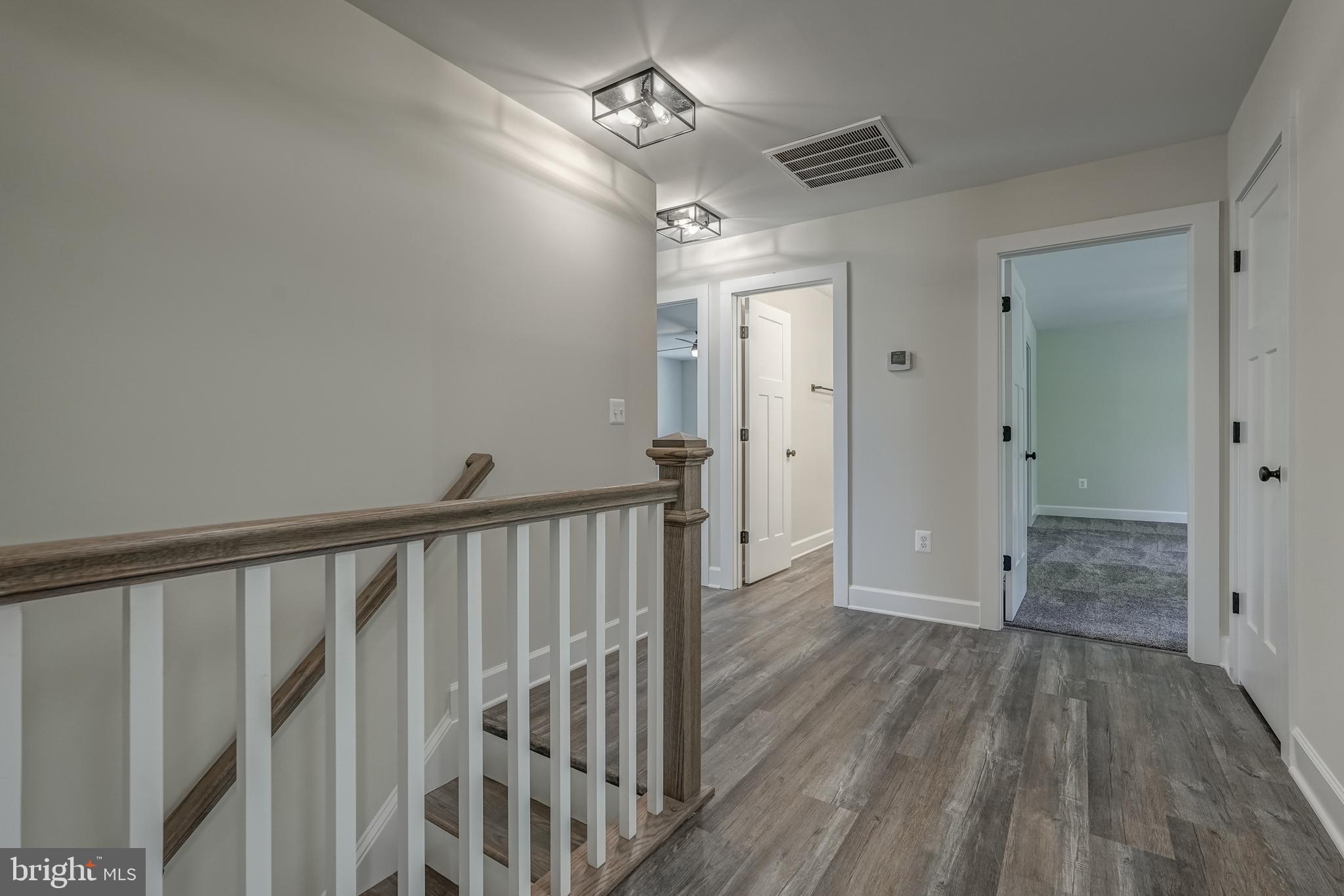 ELK CREEK LANDING - Residential