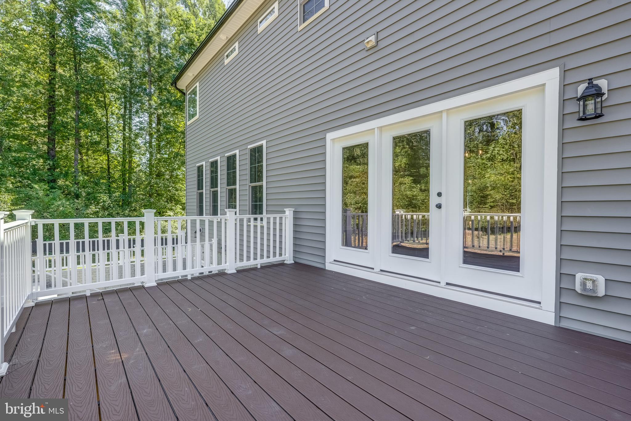 ELK CREEK LANDING - Residential