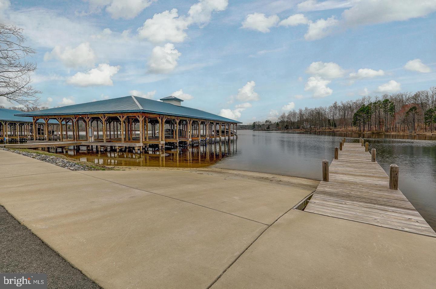 ELK CREEK LANDING - Residential