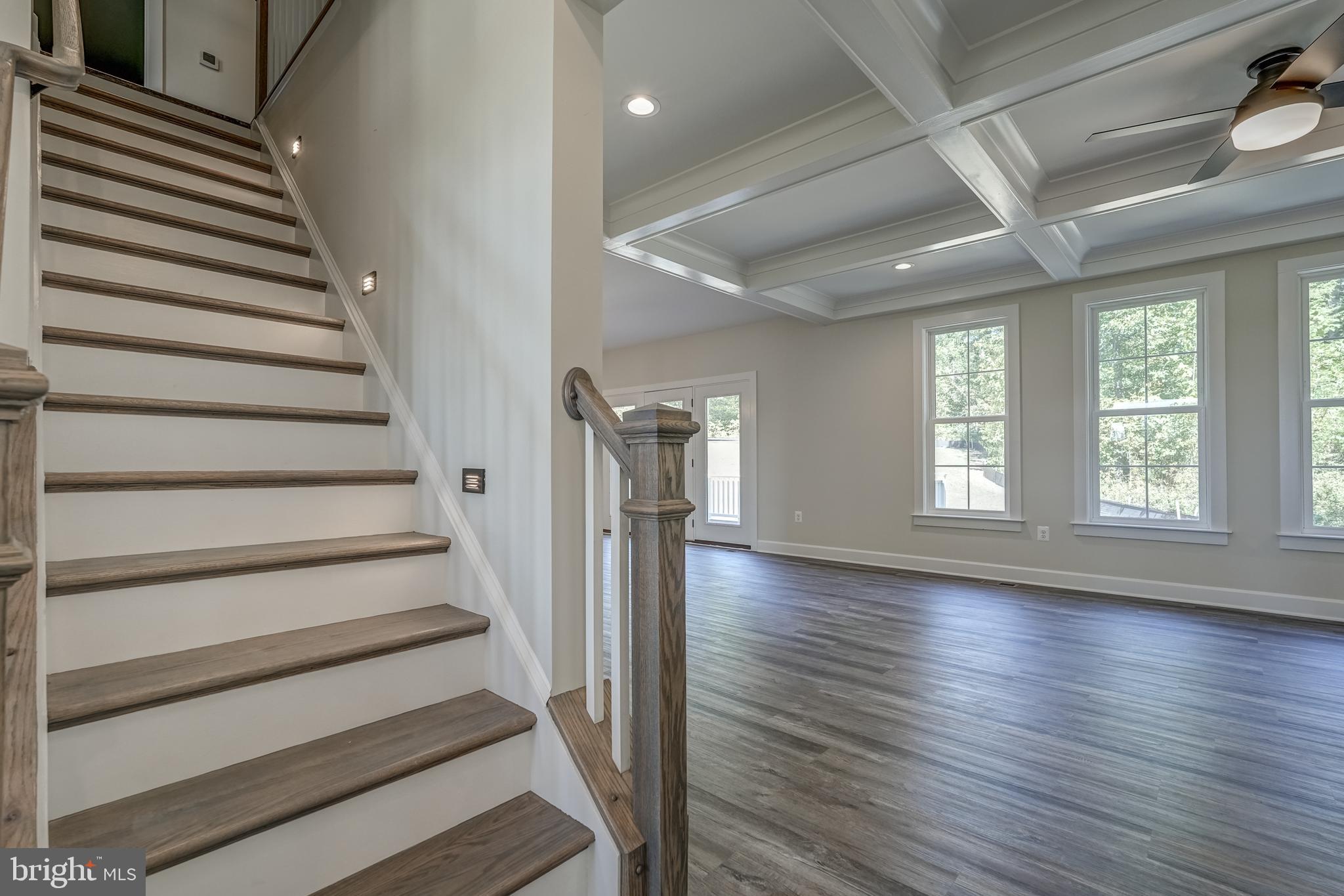 ELK CREEK LANDING - Residential