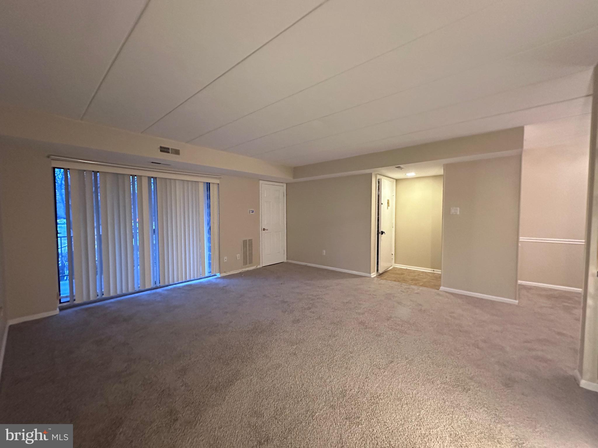 VILLAGE SHIRES - Residential Lease