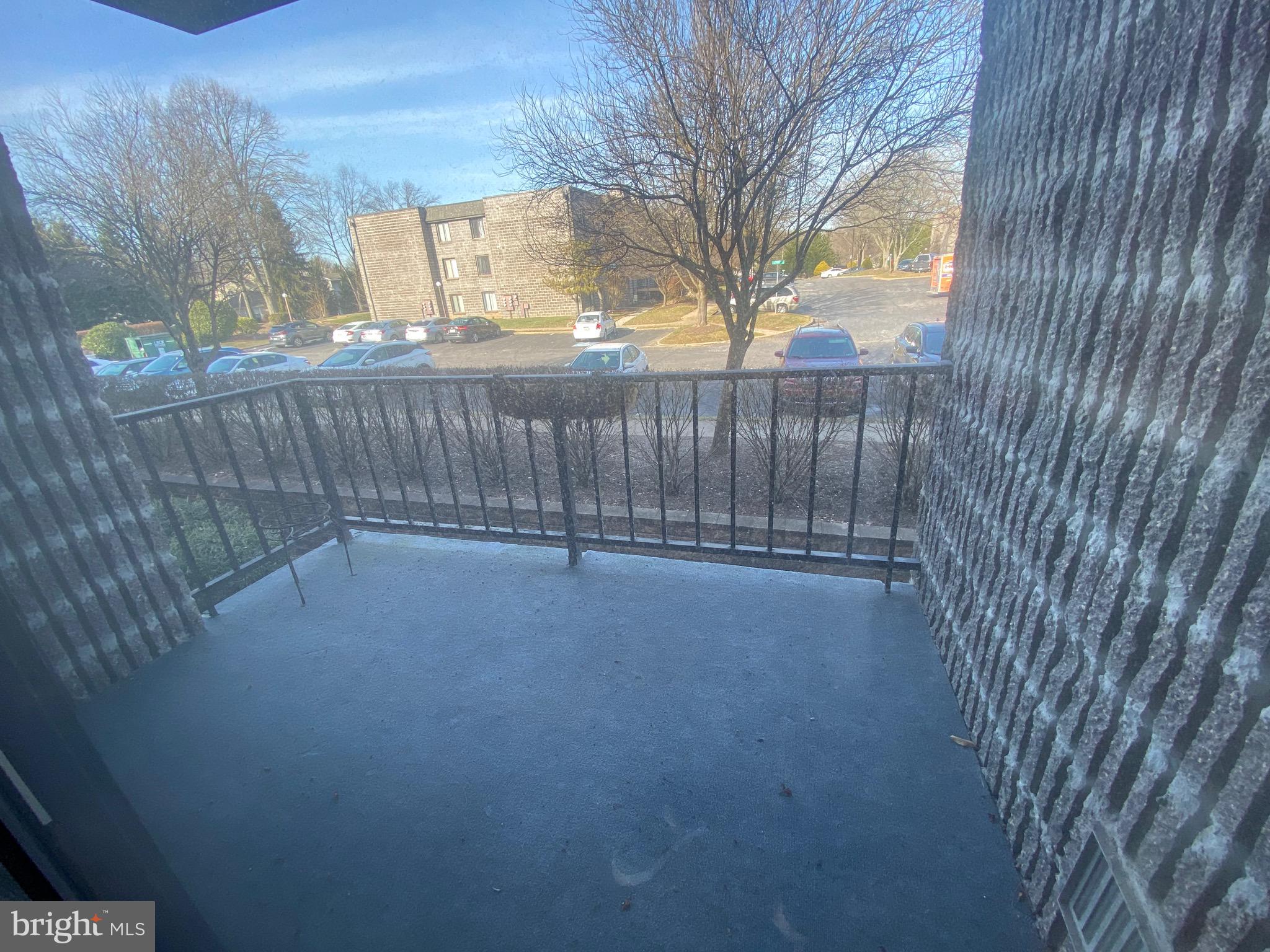 VILLAGE SHIRES - Residential Lease