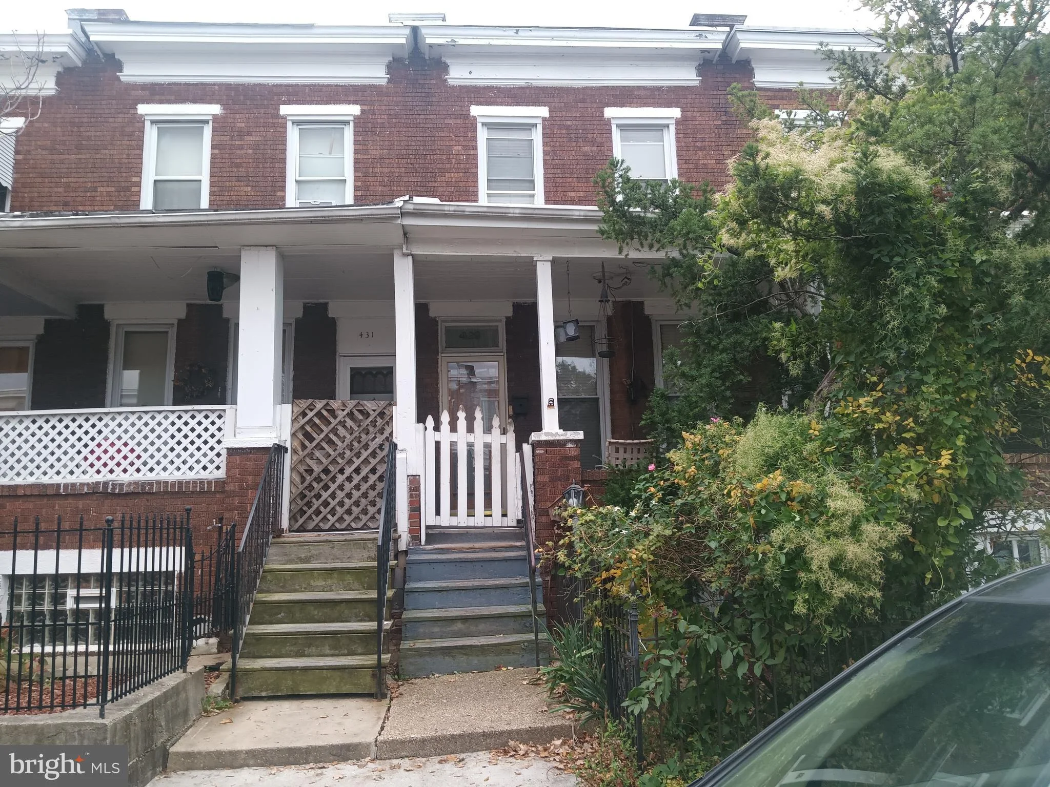 429 Ilchester Avenue