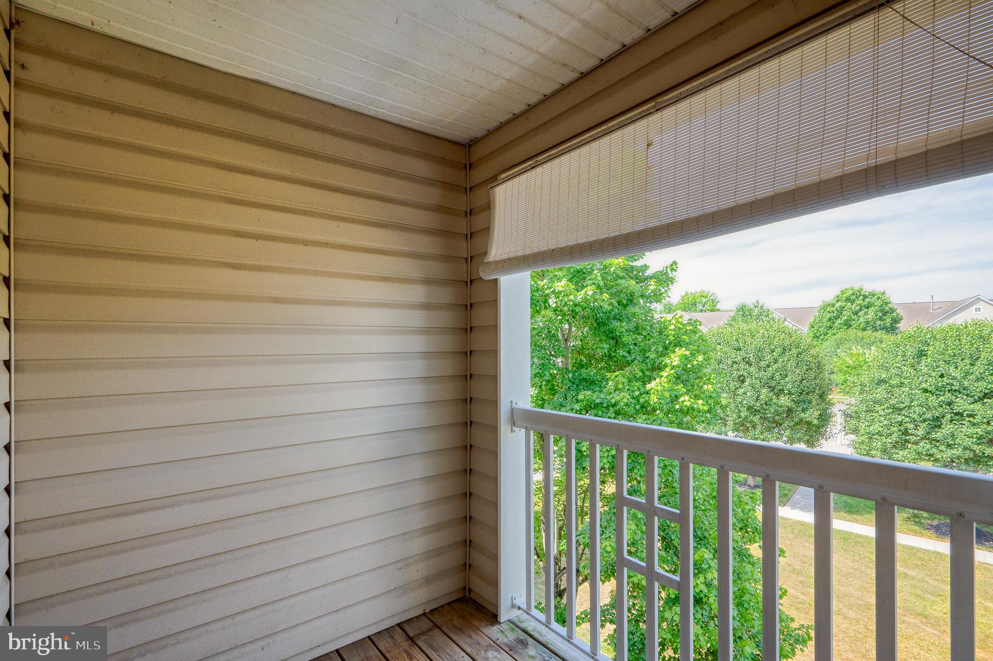 BAYLAND CONDO - Residential