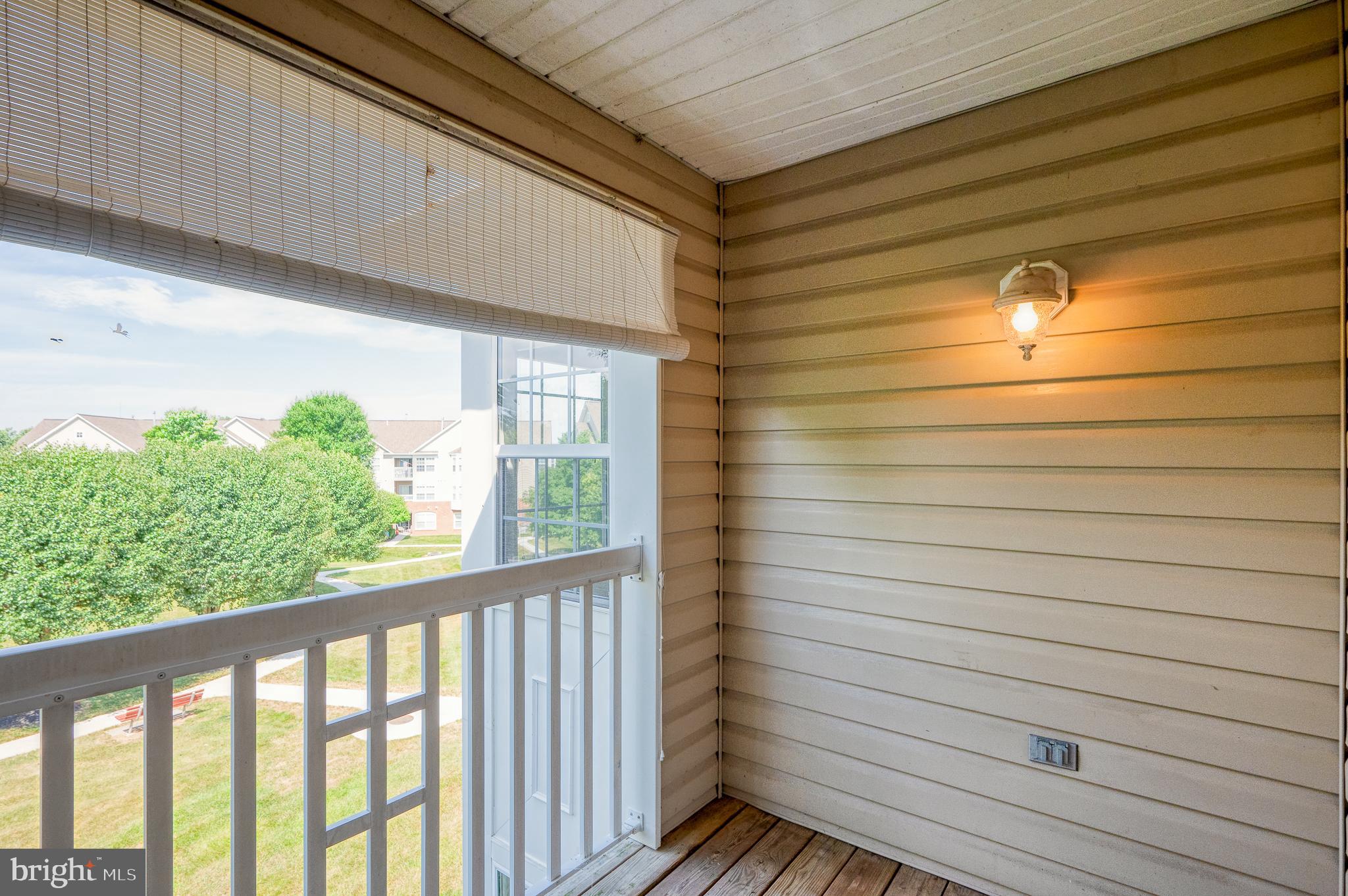 BAYLAND CONDO - Residential