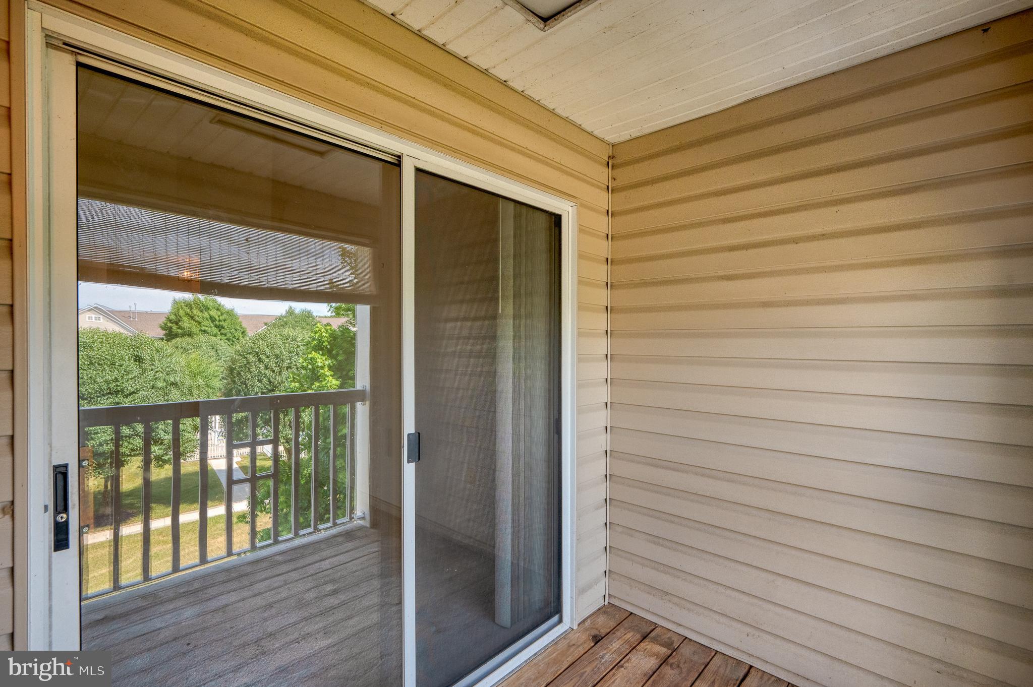 BAYLAND CONDO - Residential