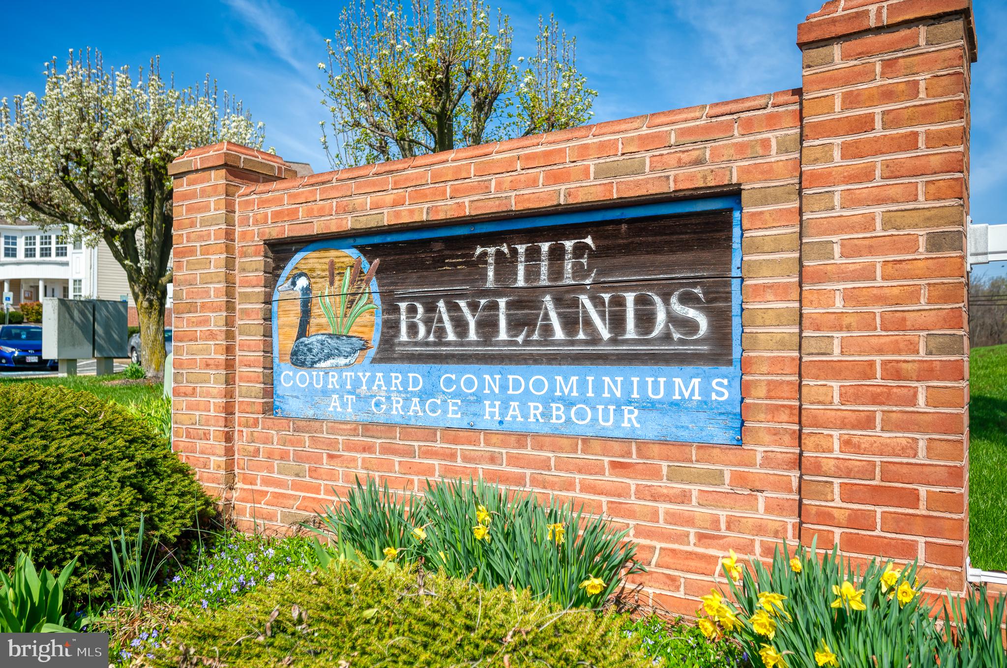 BAYLAND CONDO - Residential
