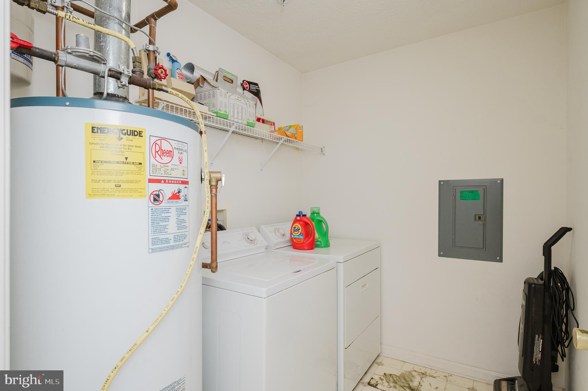 BAYLAND CONDO - Residential