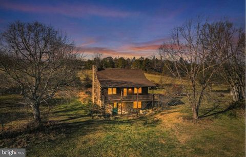 1304 WAKEMANS GROVE ROAD EDINBURG VA 22824