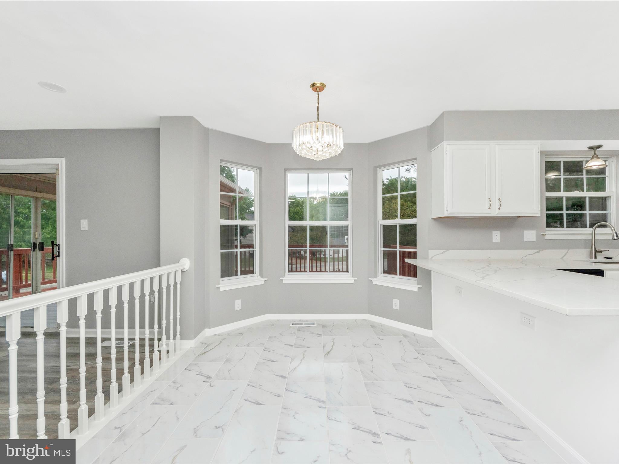 BARNABY KNOLLS - Residential