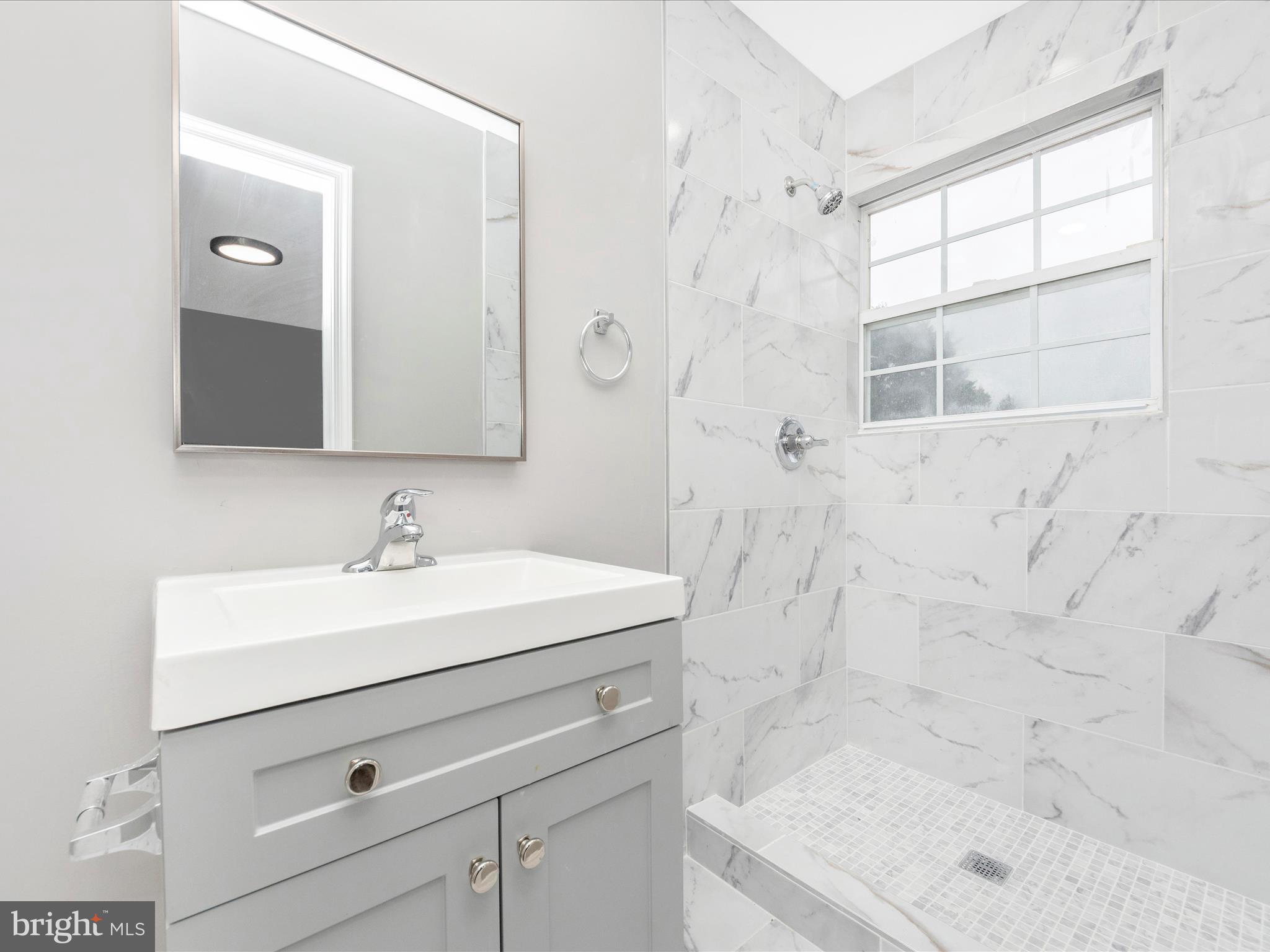 BARNABY KNOLLS - Residential