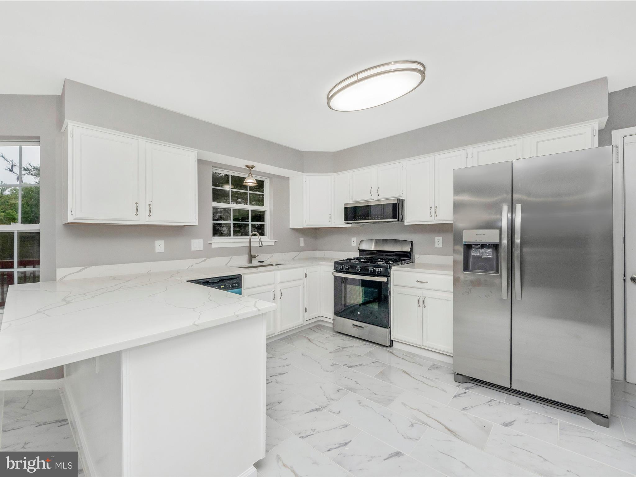 BARNABY KNOLLS - Residential