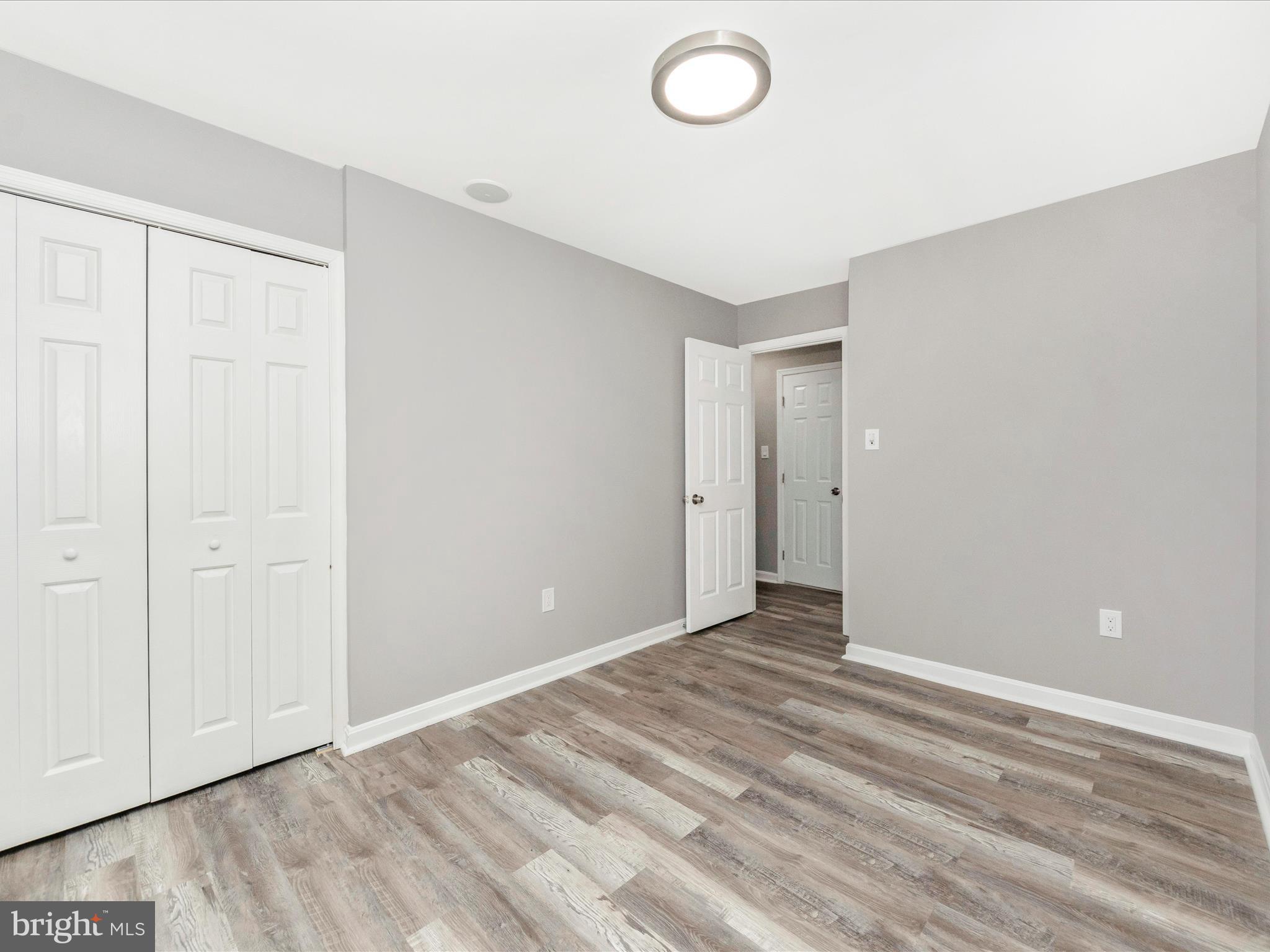 BARNABY KNOLLS - Residential